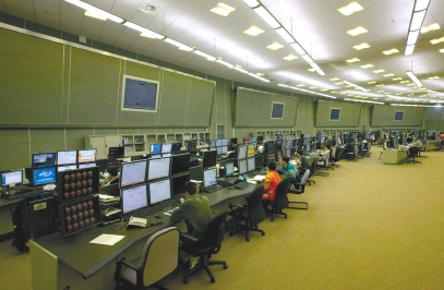 Aw 5528 News03 Controlrm