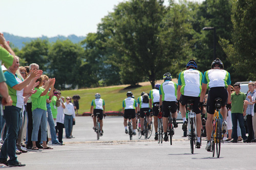 Aw 10792 Us Ride To Innovation Xxlhires