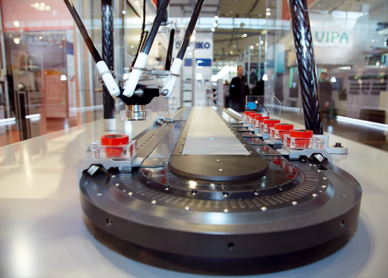 Aw 23644 Pr192014 Beckhoff Automatica