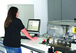 Aw 26563 Balluff Reshoring Testmachine 300dpi Aw 26563 Balluff Reshoring Testmachine 300dpi