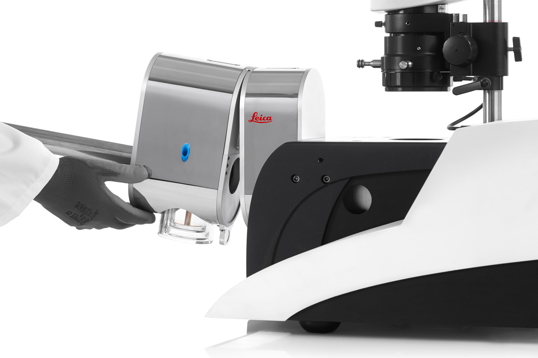 Aw 29243 Leica Em Tic 3x 005 300dpi