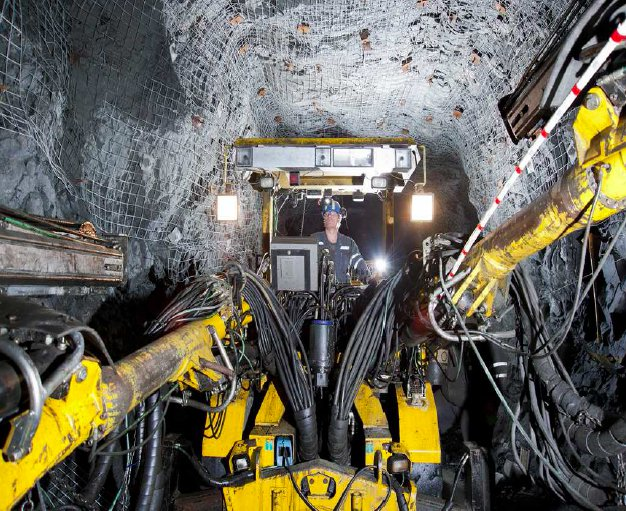 Aw 88611 Emerson15 Mine