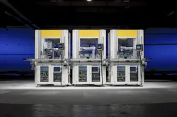 Connecting Industrie 4.0 Connecting Industrie 4.0