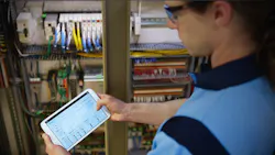 With IIoT and mobility, all plant stakeholders gain situational awareness, not just management. Source: Opto 22 With IIoT and mobility, all plant stakeholders gain situational awareness, not just management. Source: Opto 22