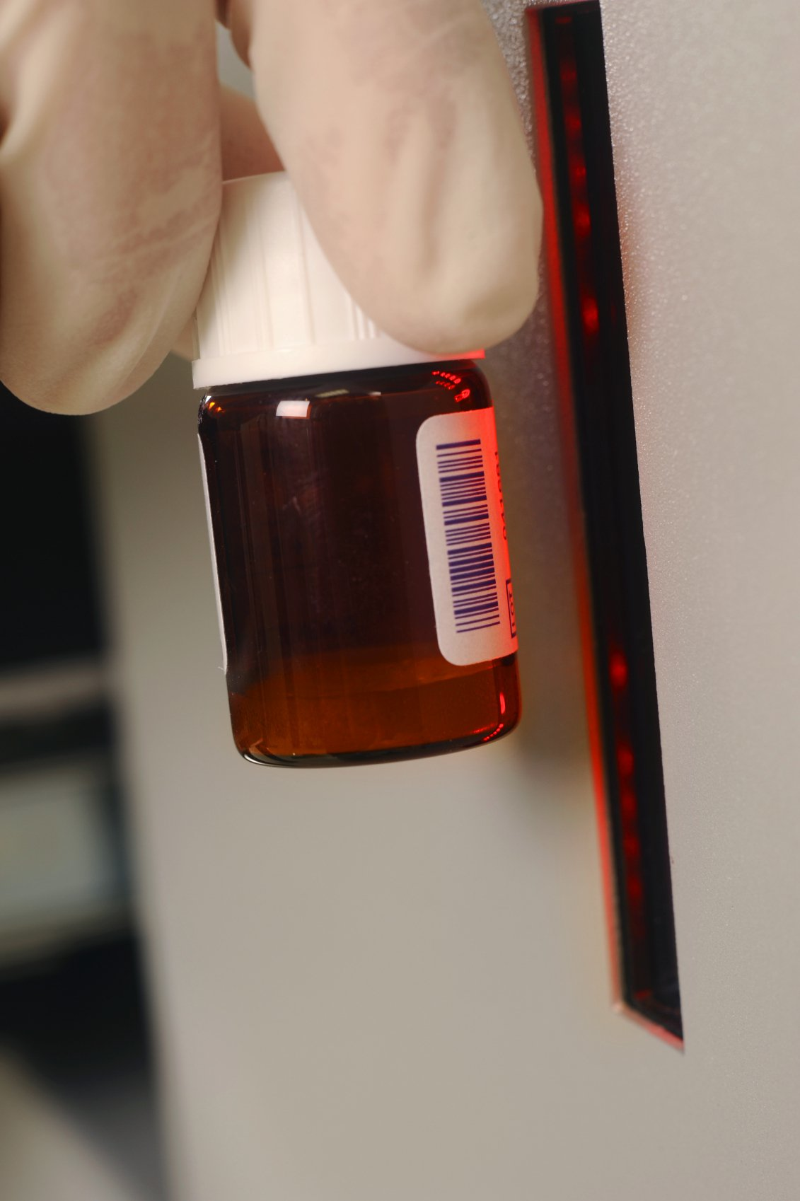 TEKLYNX vial scanner.