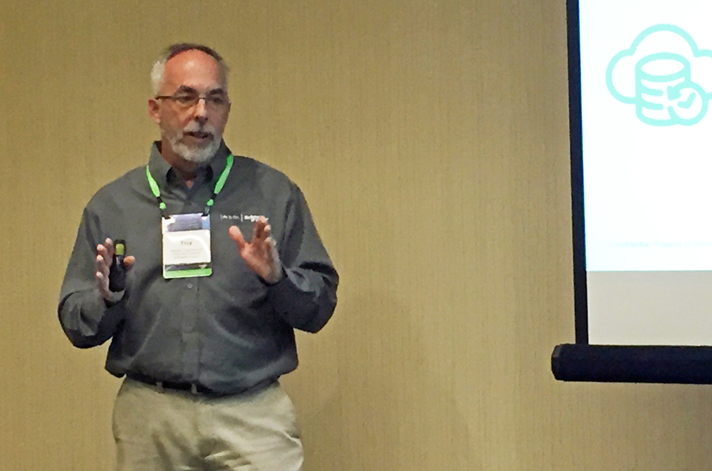 Aw 152847 Schneider17 Tomtroy2 1