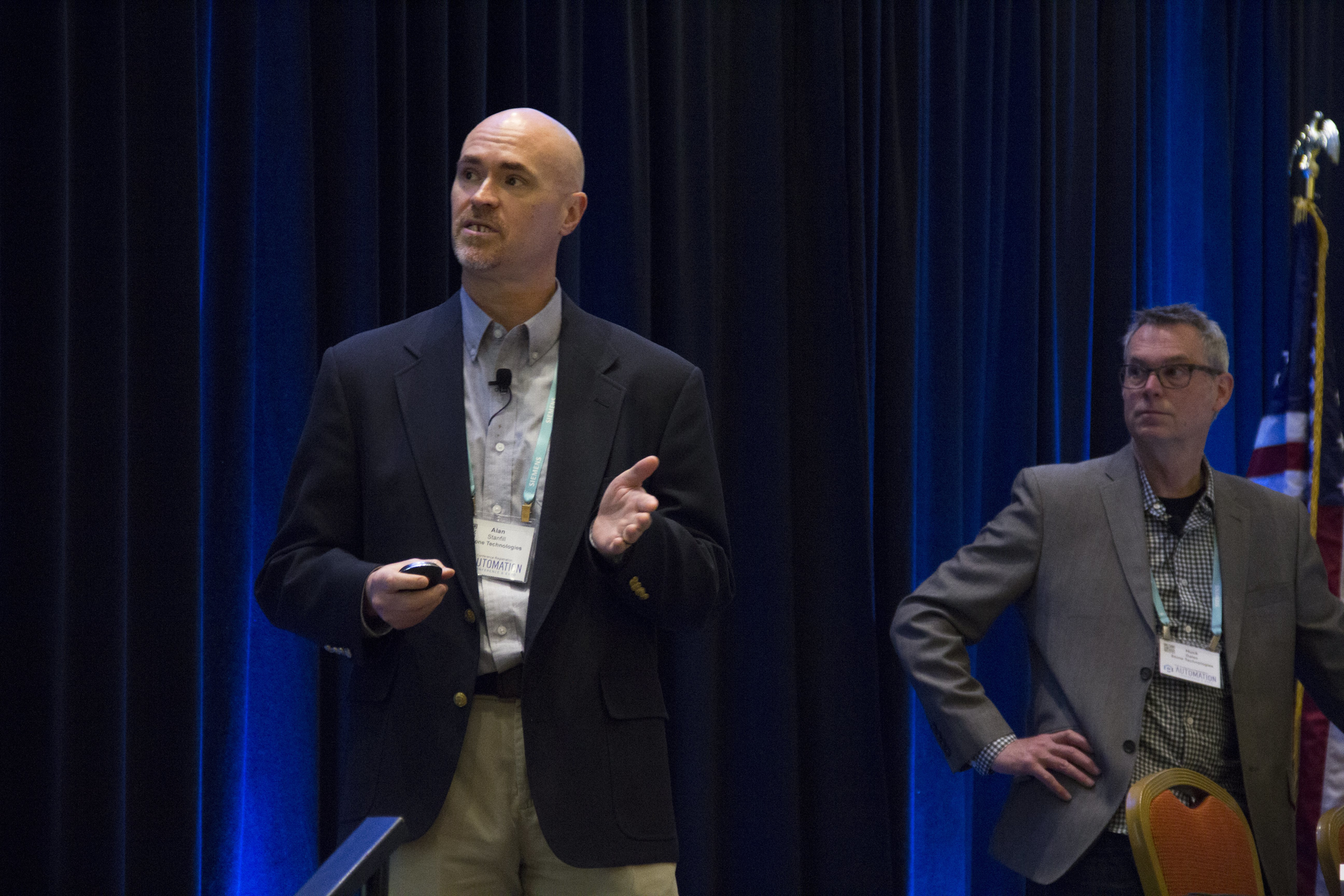 Alan Stanfill (foreground) and Huck Bales, Stone Technologies