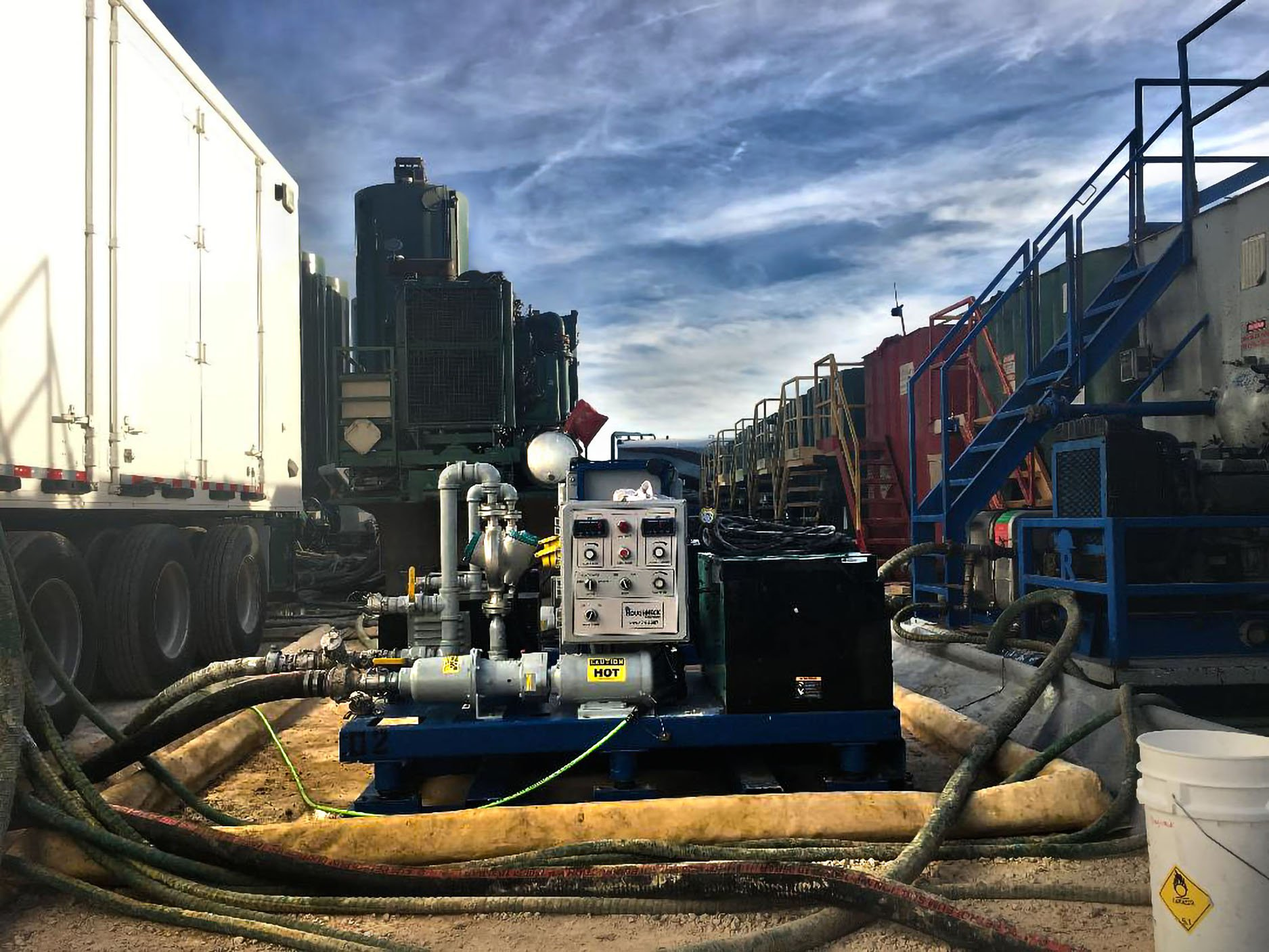 Roughneck uses PLC analog cards and Profinet to provide operational data from its delivery systems to data vans at the well site