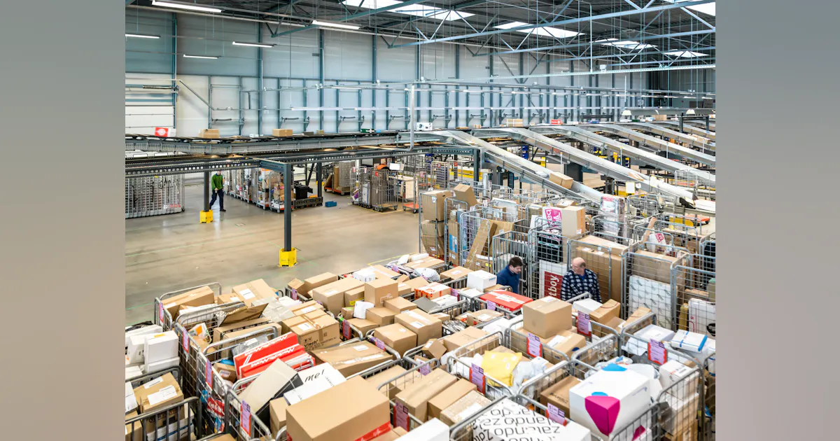 Mega Sorting Center Automatic Chute and Container Mapping Optimizes Sorting Centers ...
