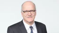 Thomas Hahn, member of the steering committee of Plattform Industrie 4.0. Thomas Hahn, member of the steering committee of Plattform Industrie 4.0.