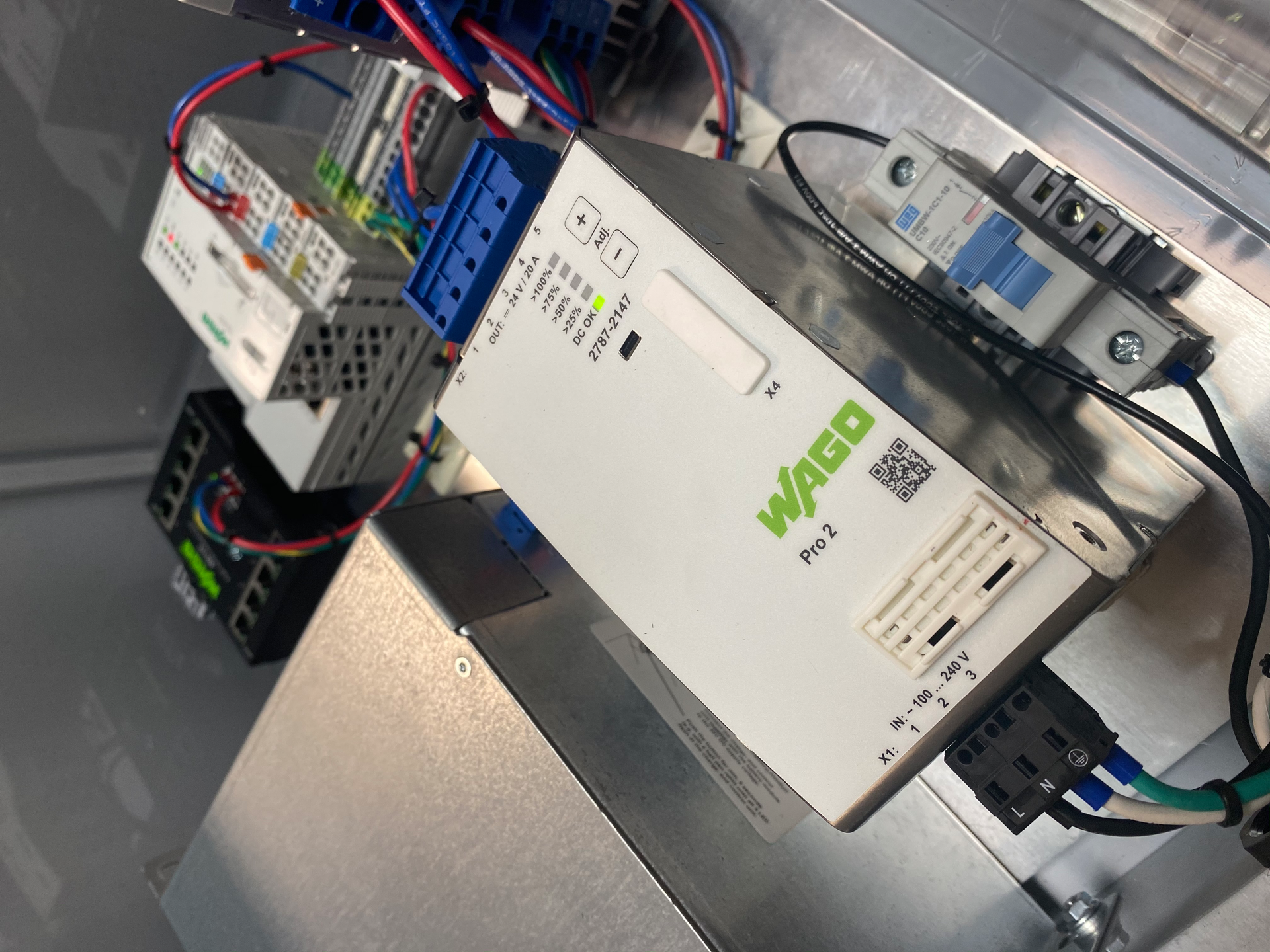 CE+T Power&rsquo;s Maestro Power Management System uses WAGO Pro 2 and uninterruptible power supplies, PFC200 controllers, and 750 Series I/O and terminations.