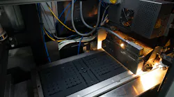 Evolve's B&R-controlled process fuses 2D-printed layers into solid 3D parts, combining the flexibility of additive technology with the material quality and production volume of injection molding.