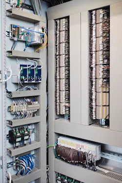 A C6030 ultra-compact Industrial PC and a range of EtherCAT solutions from Beckhoff power the automated paint production system implemented by Centris Technologies. (© Pierre Charbonneau, 2022) A C6030 ultra-compact Industrial PC and a range of EtherCAT solutions from Beckhoff power the automated paint production system implemented by Centris Technologies. (© Pierre Charbonneau, 2022)