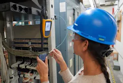 Testing industrial network cabling. Testing industrial network cabling.