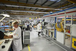 GE Vernova’s Proficy MES platform establishes a digital thread at motorized window blind manufacturer Somfy, providing workers a real-time response to deviations to improve production quality and reduce scrap. Source: GE Vernova GE Vernova’s Proficy MES platform establishes a digital thread at motorized window blind manufacturer Somfy, providing workers a real-time response to deviations to improve production quality and reduce scrap. Source: GE Vernova