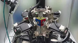 robot_completing_rubix_cube